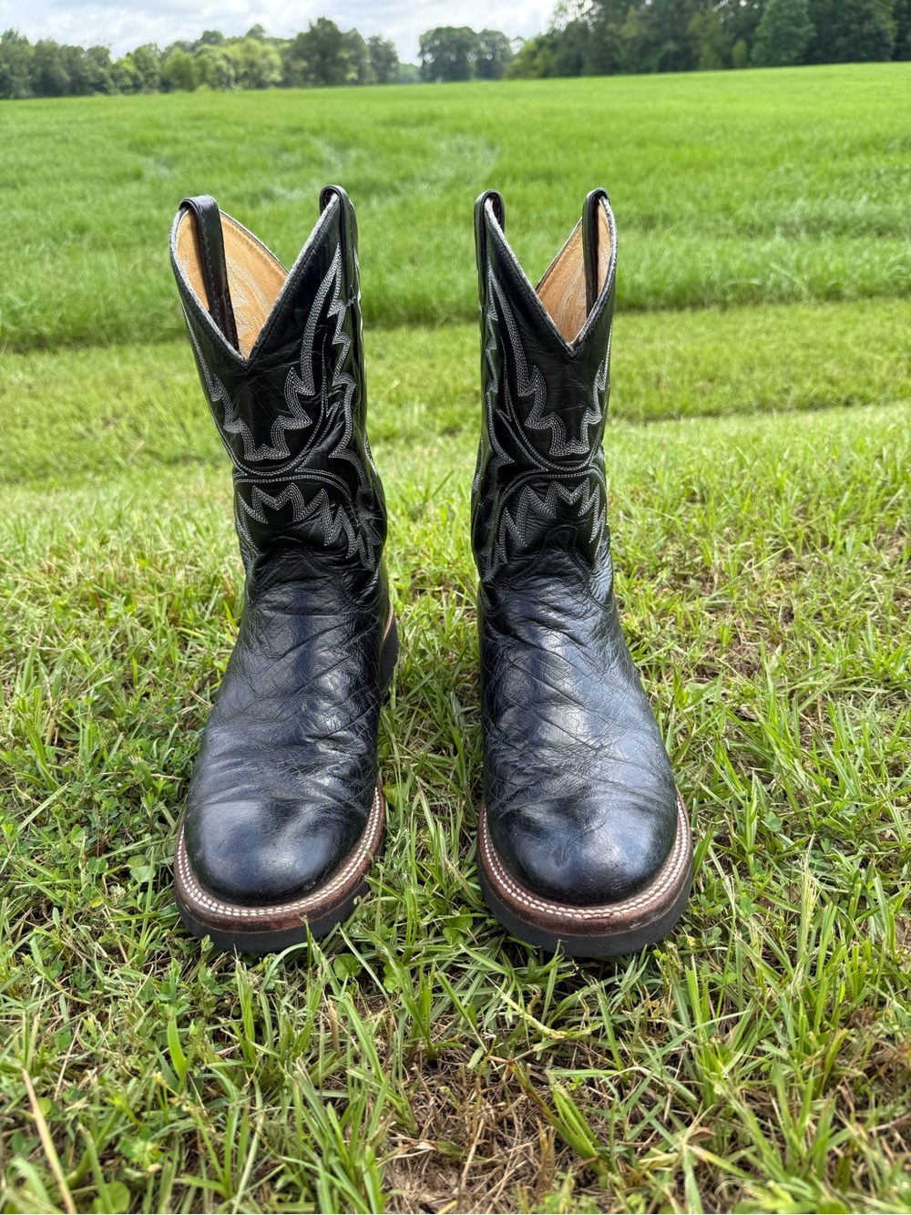 Justin Style 5005 Black Smooth Ostrich Cowboy Boots with Contrast Stitching - Picture 3 of 6